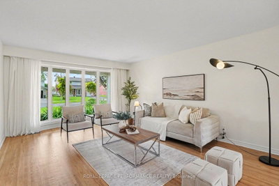 13 Centrepark Drive • Ottawa, ON photo 6