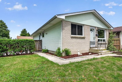 53 Renny Crescent • London South, ON photo 7