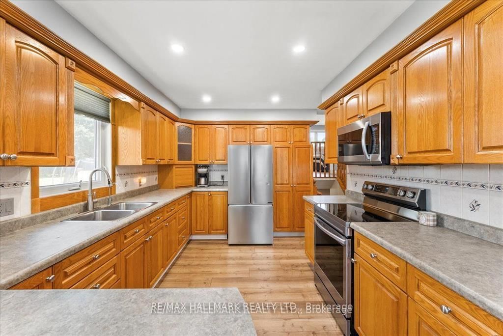545 St George Street E • Centre Wellington, ON photo 12