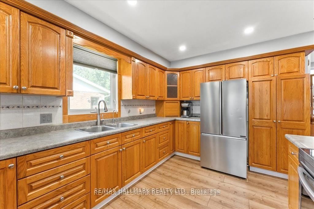 545 St George Street E • Centre Wellington, ON photo 13