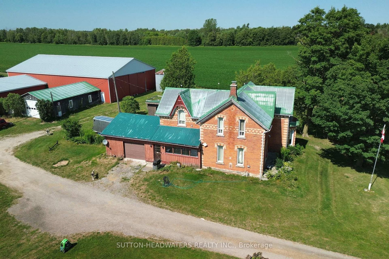 8526 Eramosa Townline • Centre Wellington, ON photo 2