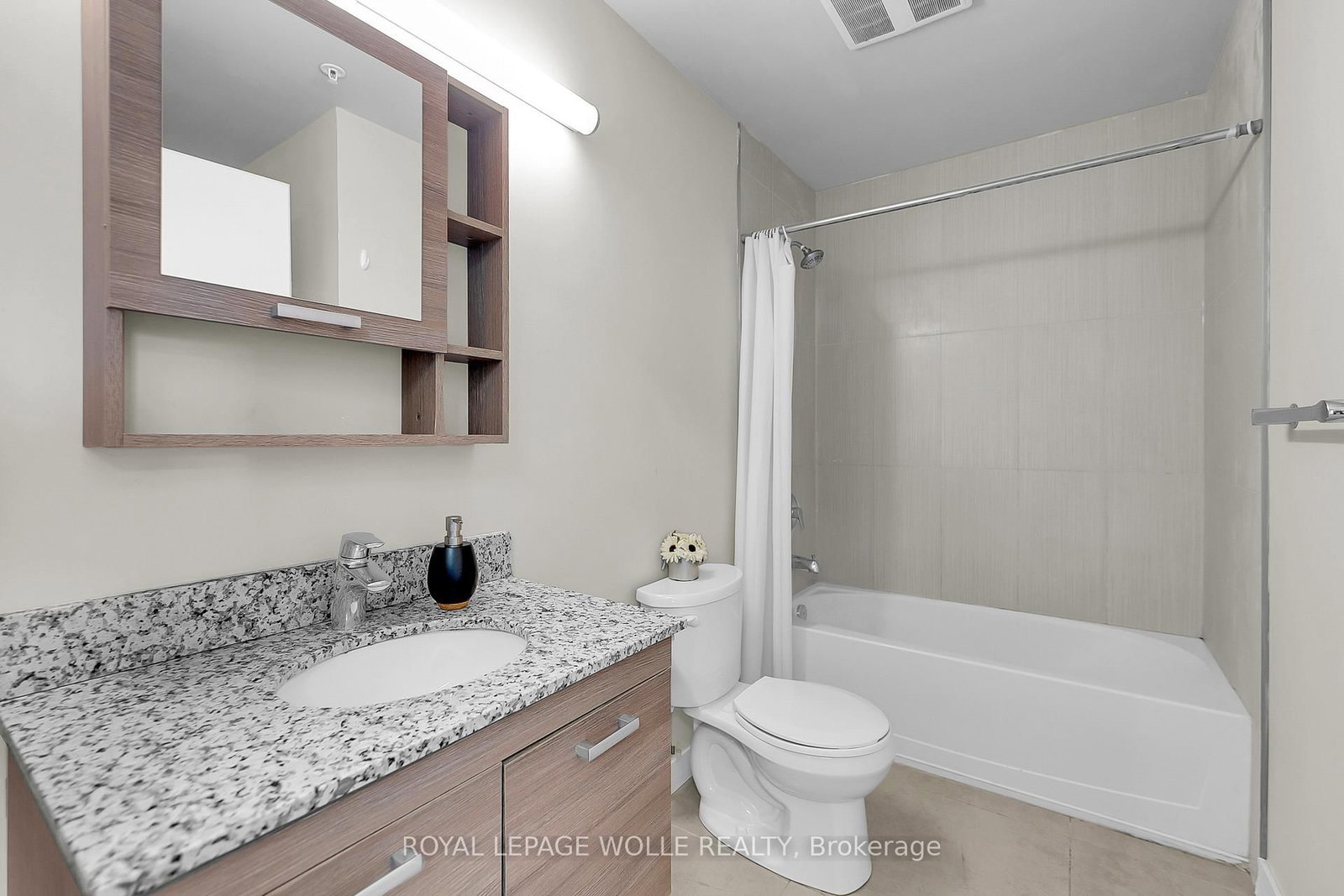 280 Lester Street • #404 • Waterloo, ON photo 16