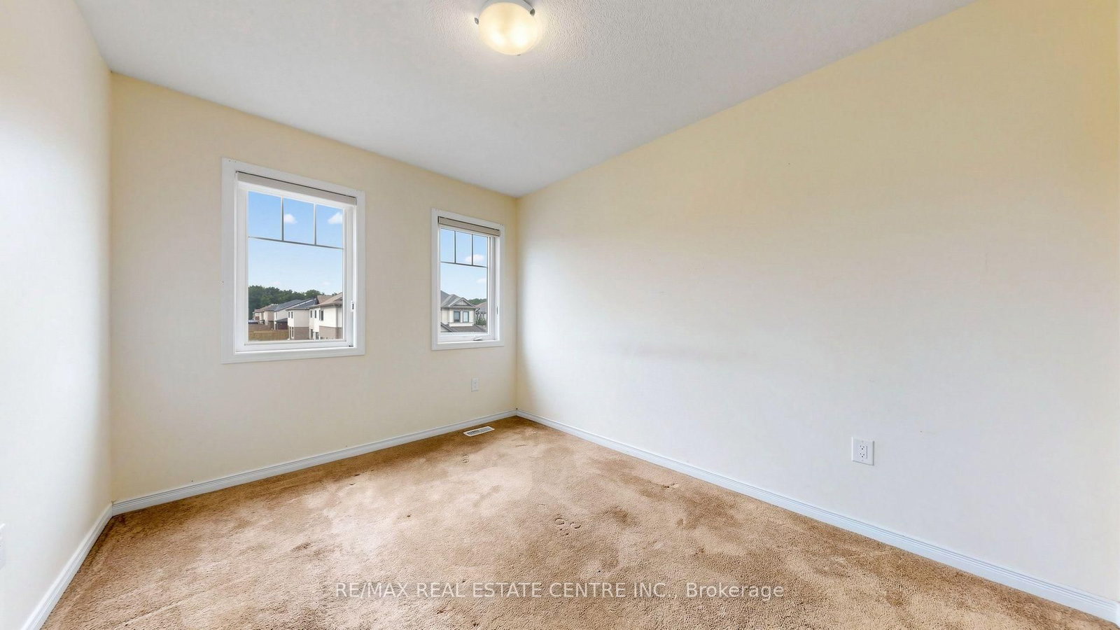 300 Bedrock Drive • Hamilton, ON photo 38