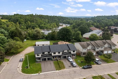 41 Northbrook Road • Petawawa, ON photo 3