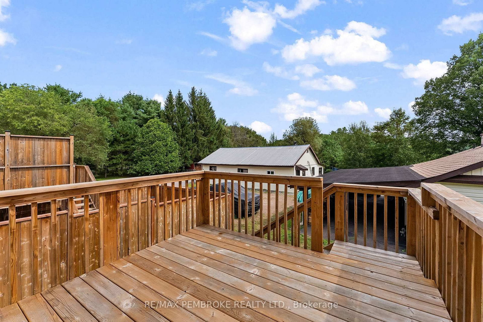 41 Northbrook Road • Petawawa, ON photo 36