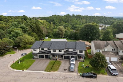 41 Northbrook Road • Petawawa, ON photo 4