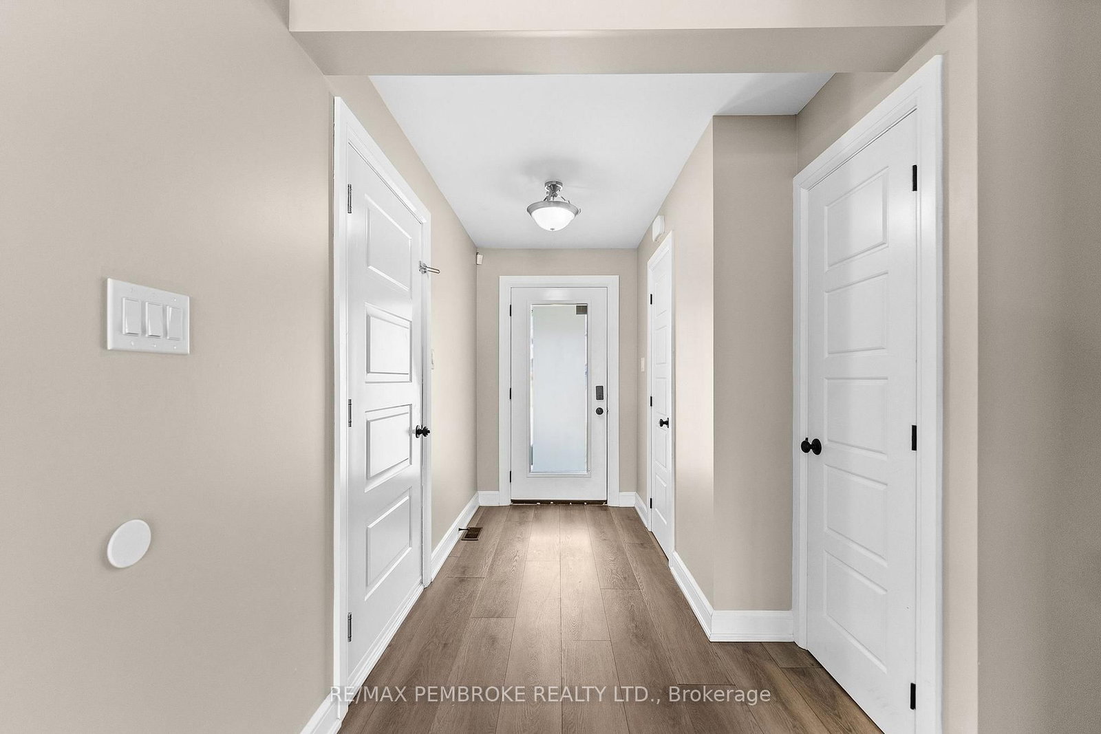 41 Northbrook Road • Petawawa, ON photo 6