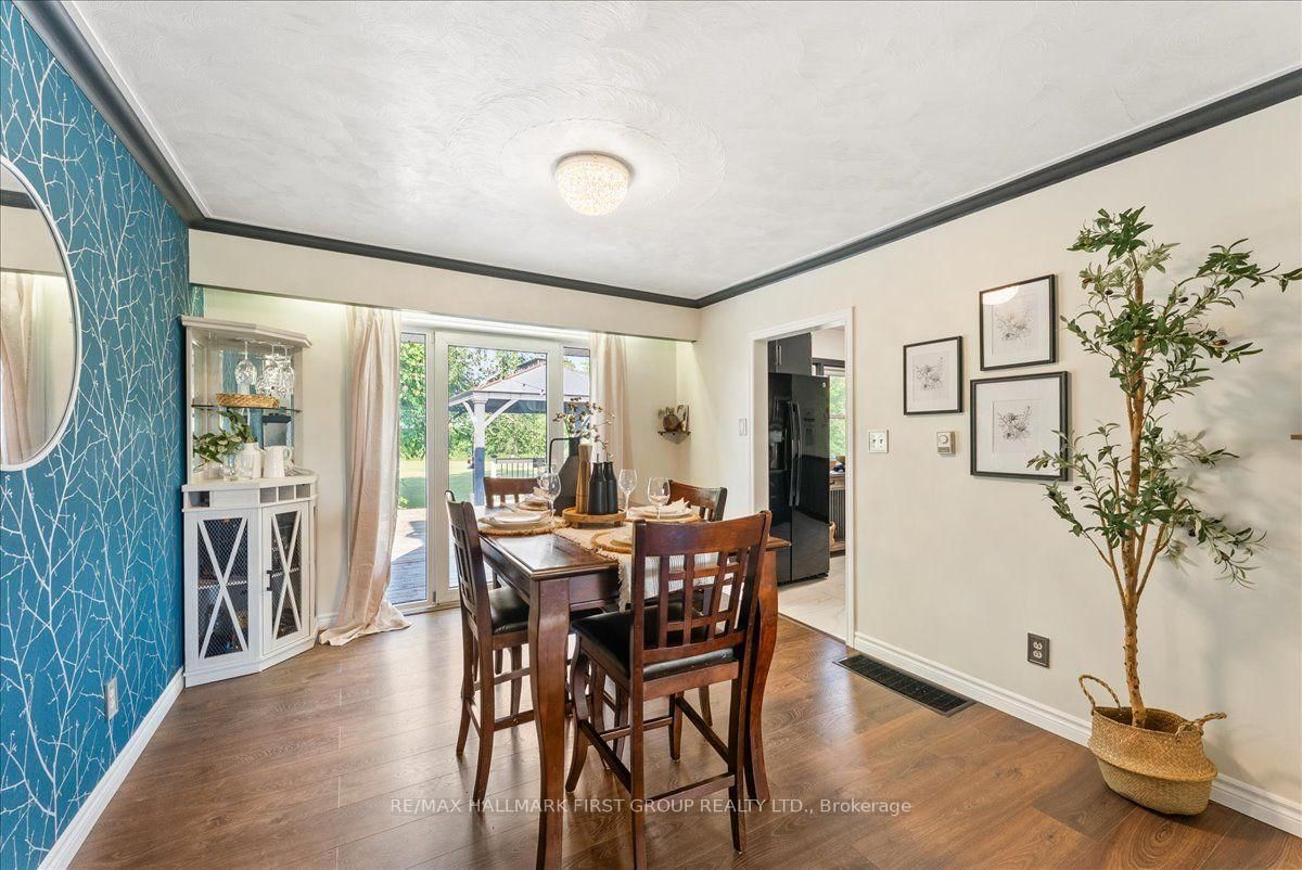 121 Nappadale Street • Kawartha Lakes, ON photo 10