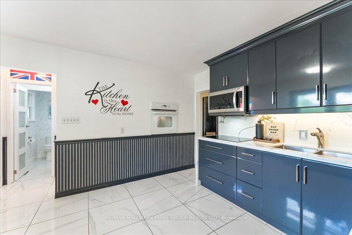 121 Nappadale Street • Kawartha Lakes, ON photo 17