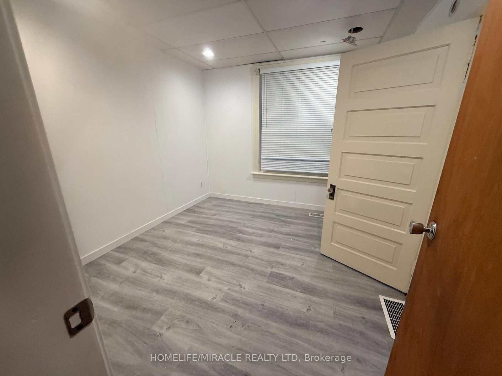 201 Grand Avenue • Chatham-Kent, ON photo 37