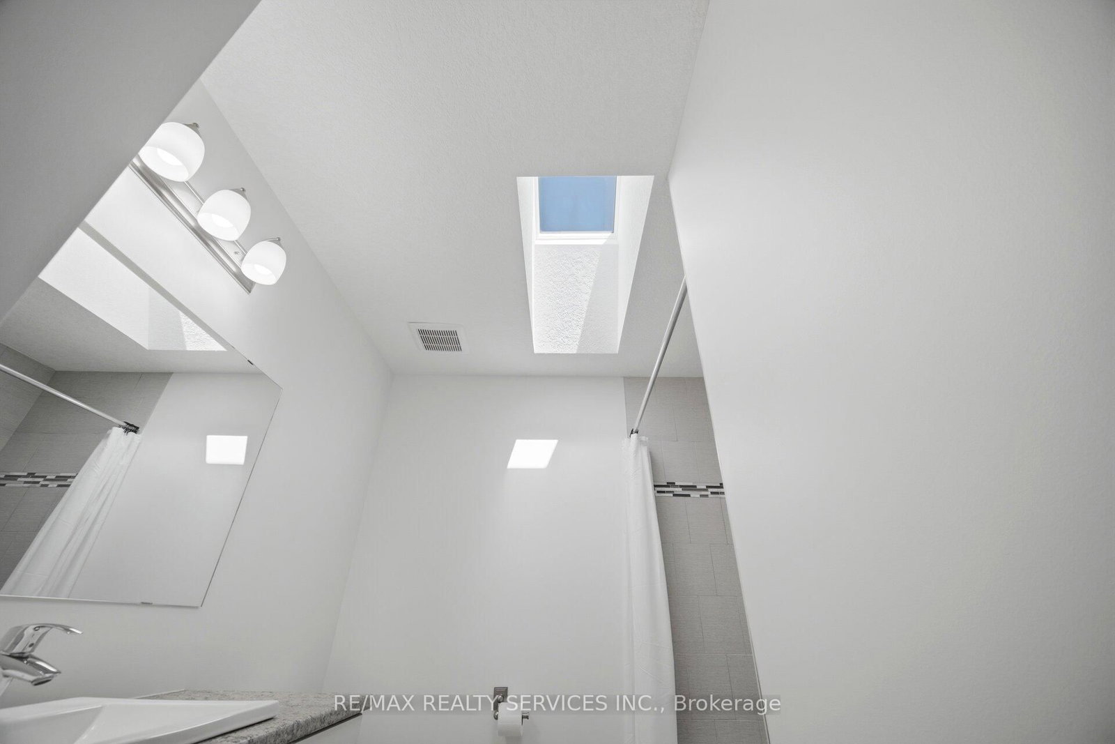 9 Monty Avenue • East Luther Grand Valley, ON photo 40