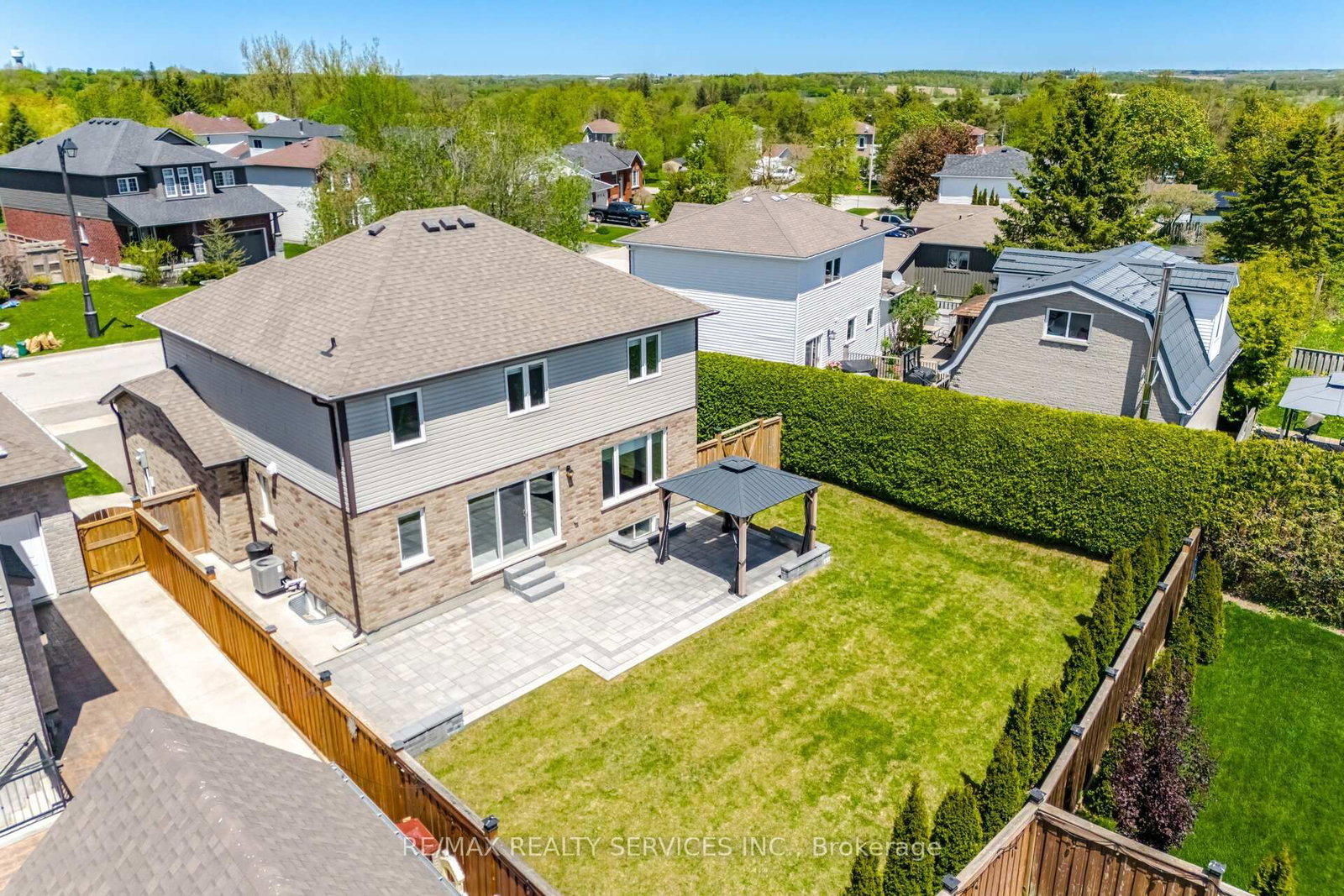 9 Monty Avenue • East Luther Grand Valley, ON photo 46