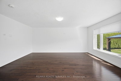9 Monty Avenue • East Luther Grand Valley, ON photo 9
