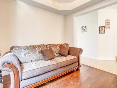 812 Halifax Road • Woodstock, ON photo 7