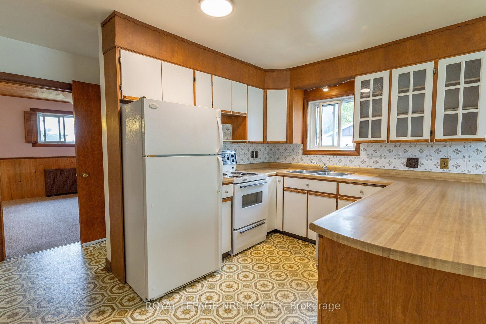 215 Knoll Street • Port Colborne, ON photo 17