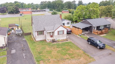 215 Knoll Street • Port Colborne, ON photo 2