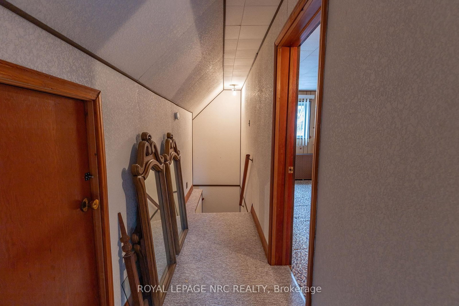 215 Knoll Street • Port Colborne, ON photo 28