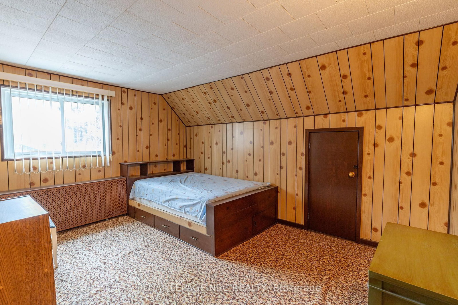 215 Knoll Street • Port Colborne, ON photo 32