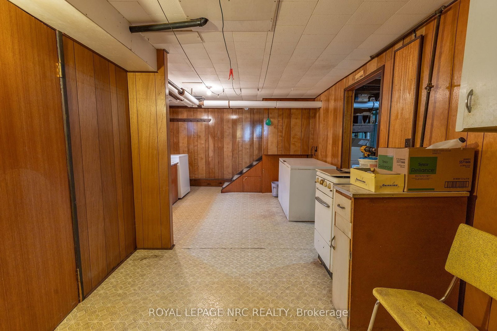 215 Knoll Street • Port Colborne, ON photo 35