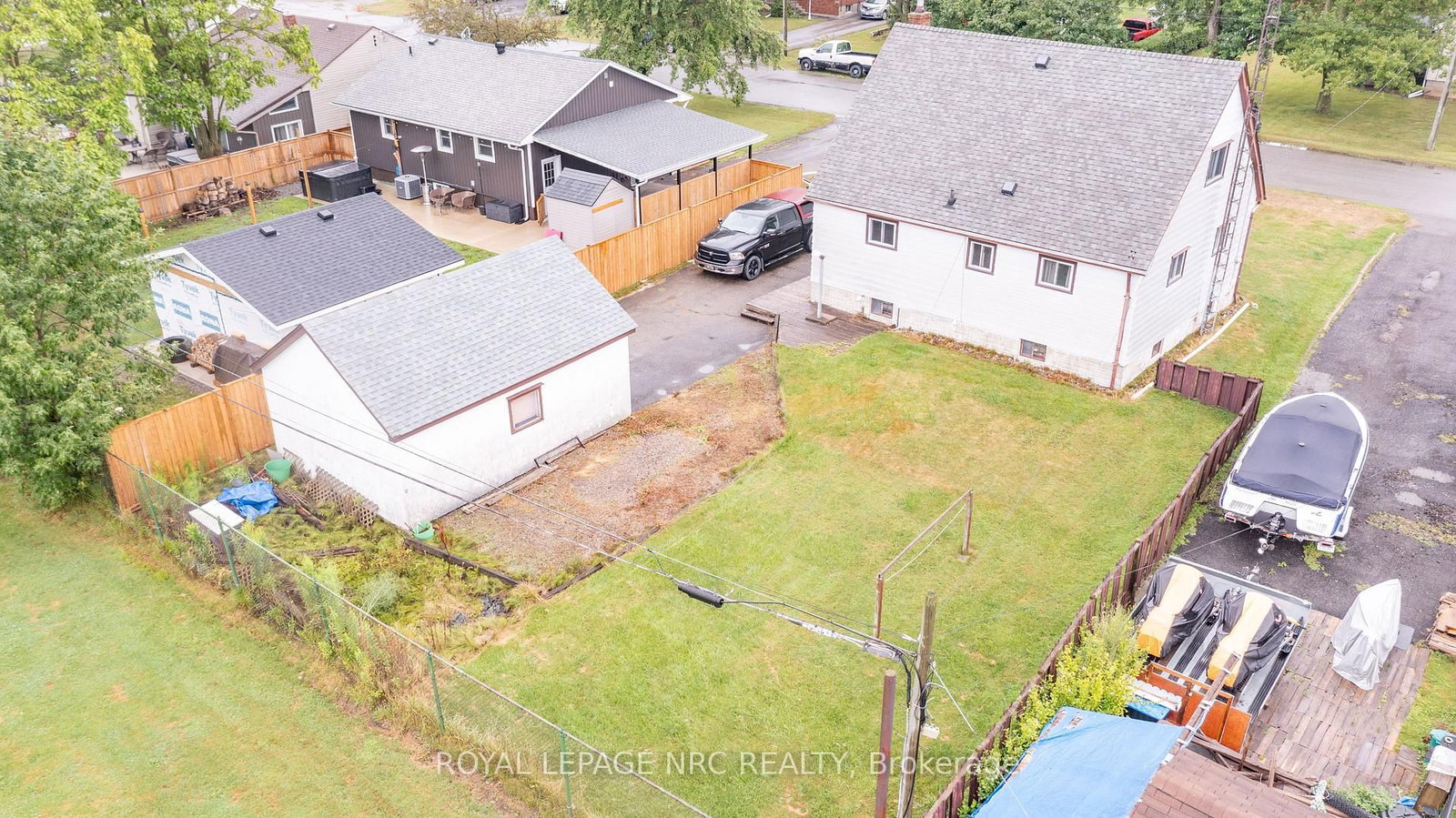 215 Knoll Street • Port Colborne, ON photo 6
