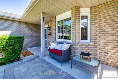 640 Pinewood Drive • Peterborough, ON photo 4
