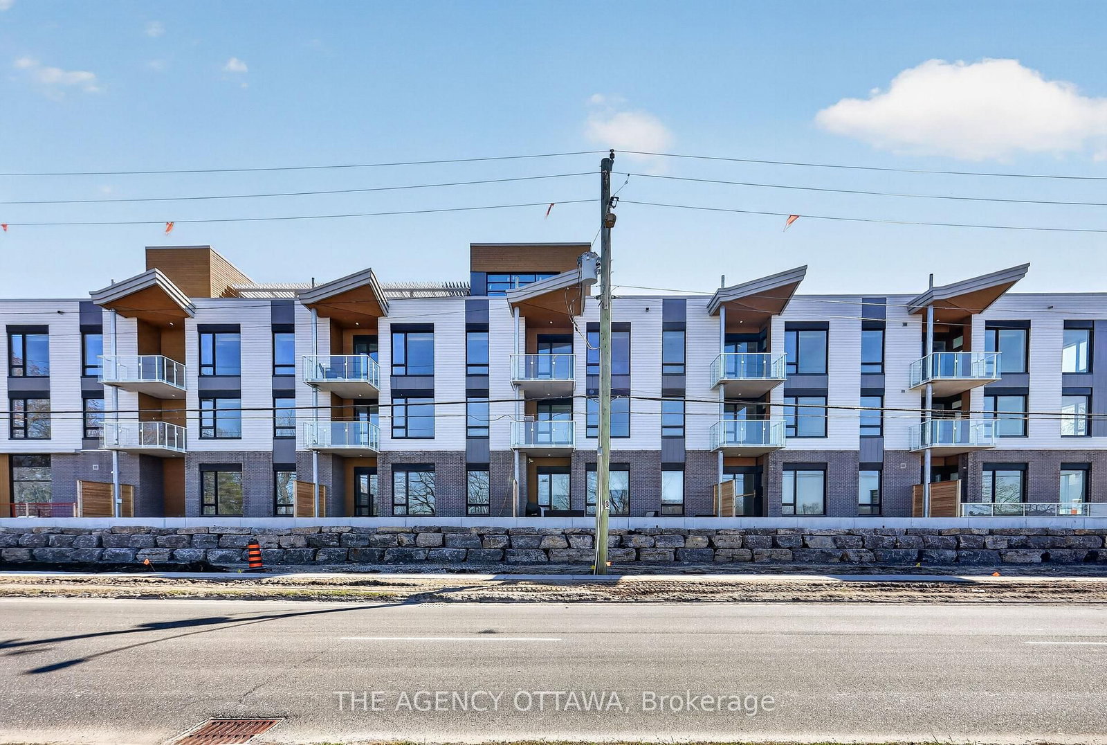 3085 Riverside Drive • #204 • Ottawa, ON photo 1