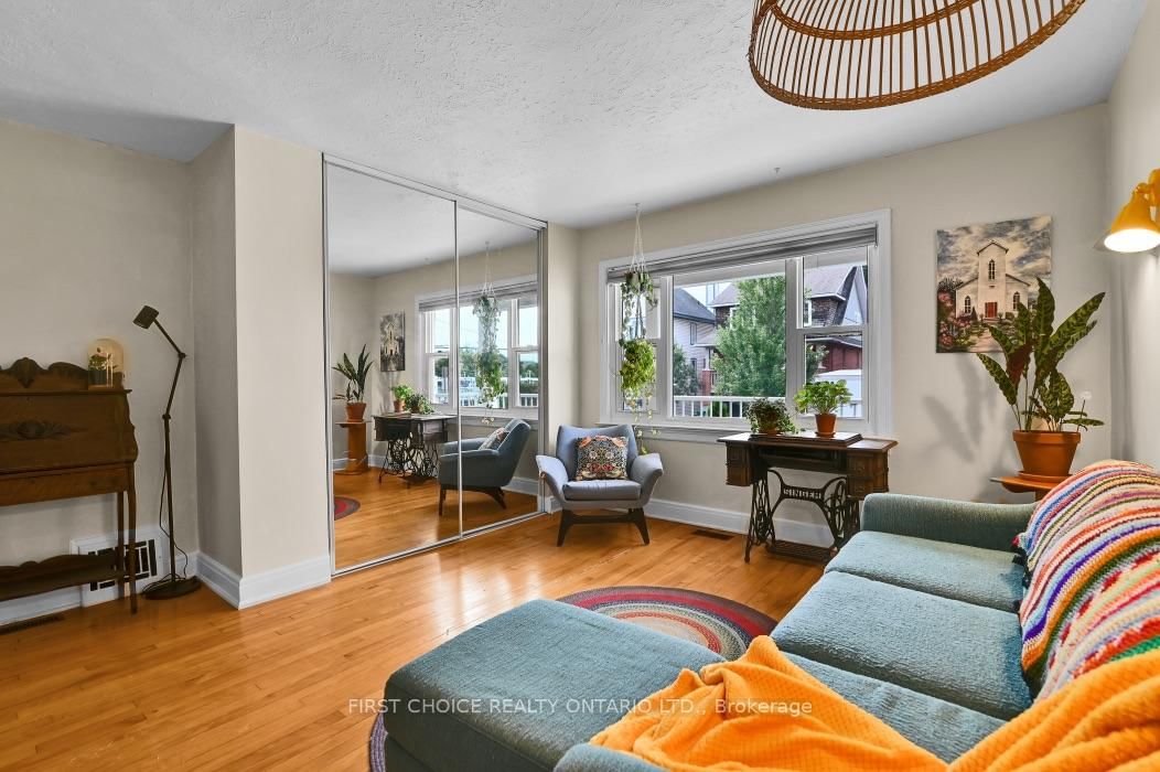 9 Huron Avenue N • Ottawa, ON photo 11