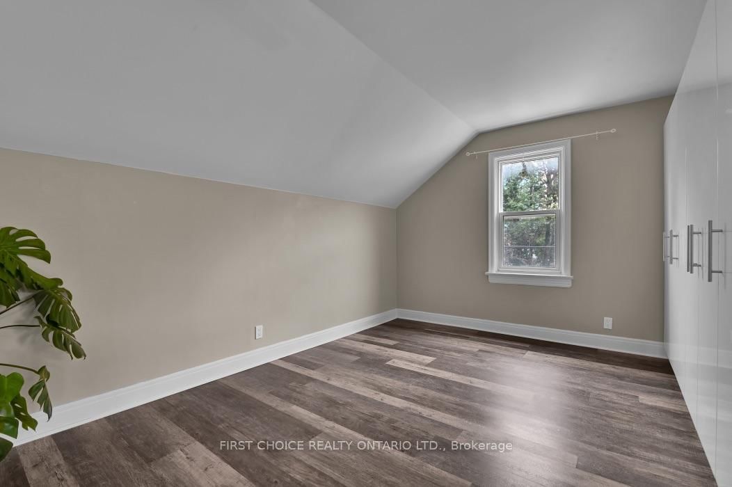 9 Huron Avenue N • Ottawa, ON photo 20