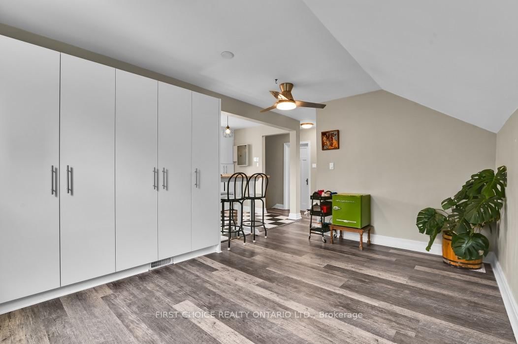 9 Huron Avenue N • Ottawa, ON photo 22