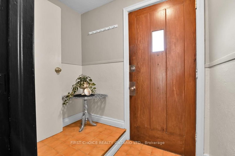 9 Huron Avenue