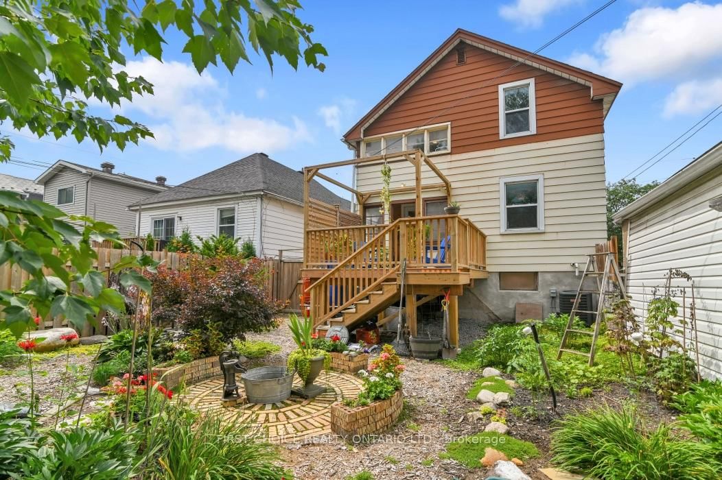 9 Huron Avenue N • Ottawa, ON photo 35