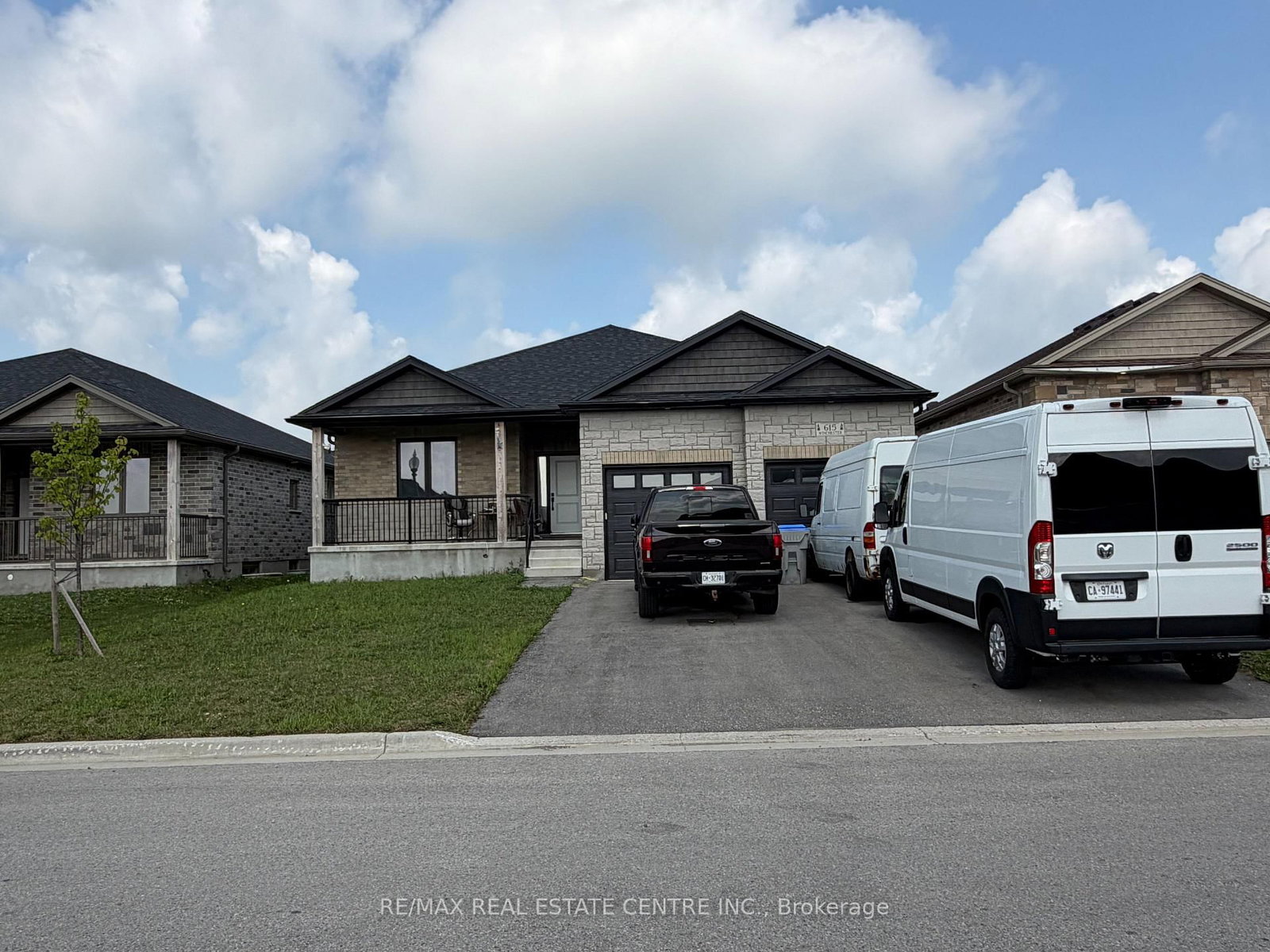 Detached House for sale at 615 Winchester Avenue, North Perth, Ontario, N4W 0J9 - Listowel - MLS: X13654452