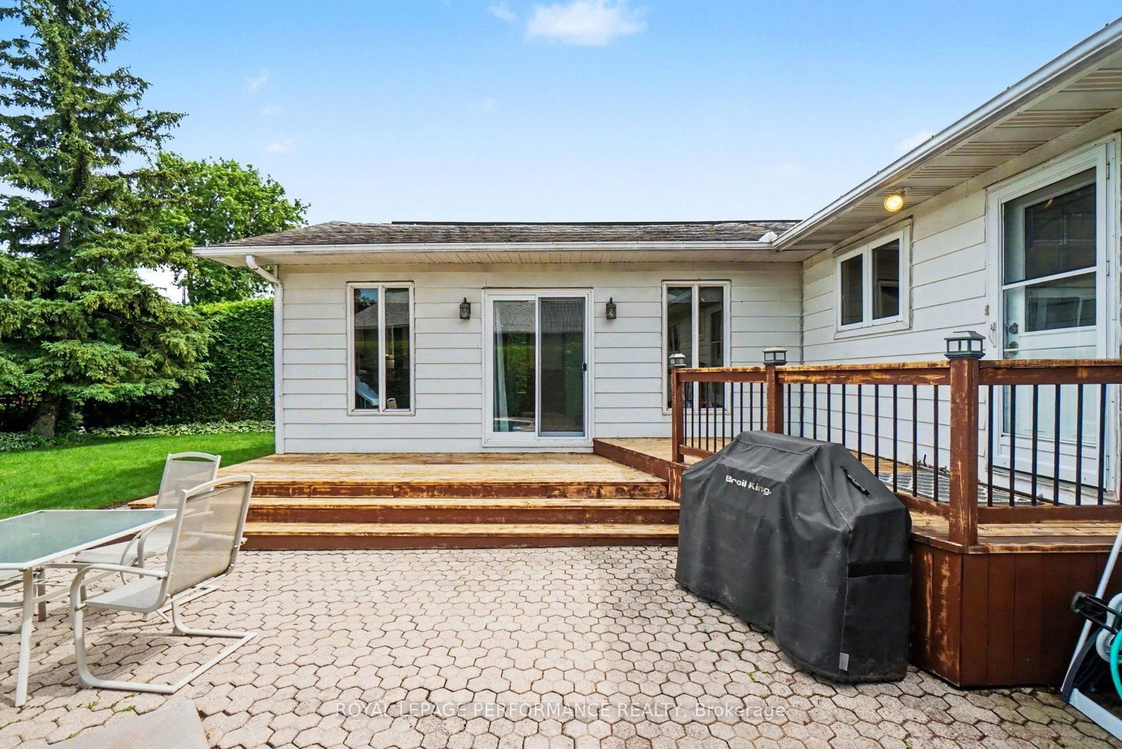 1599 Maxime Street • Ottawa, ON photo 31