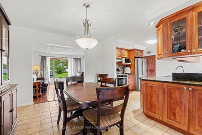 1599 Maxime Street • Ottawa, ON photo 9
