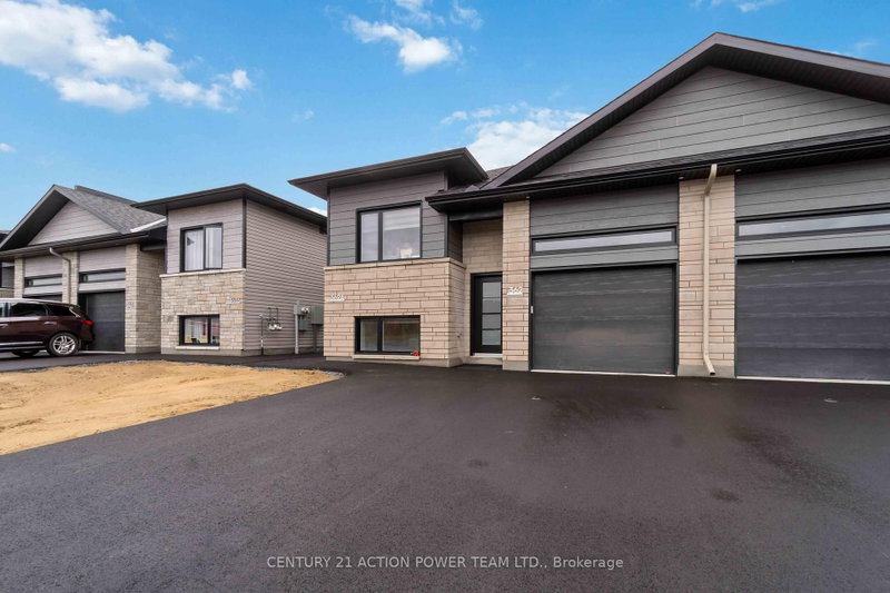 A - 362 Hazel Crescent W