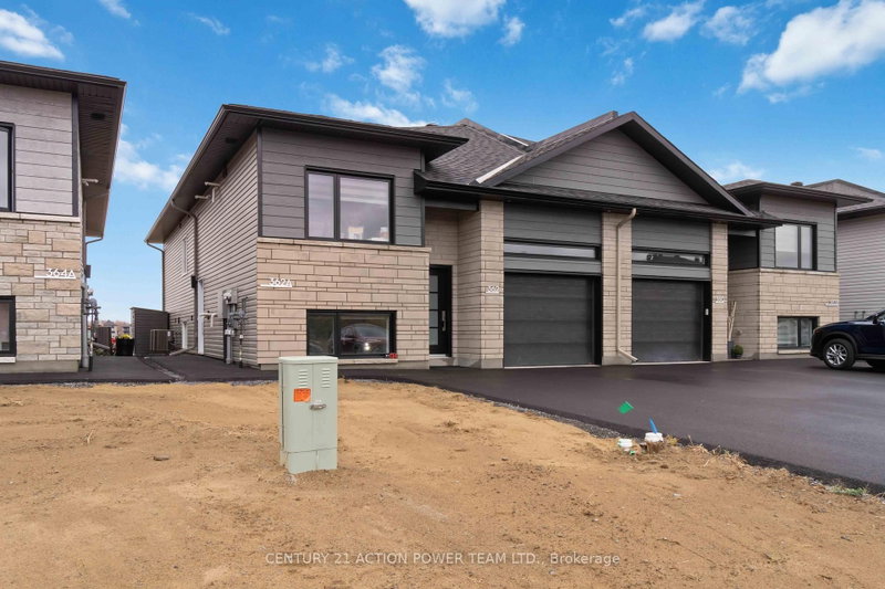 A - 362 Hazel Crescent W