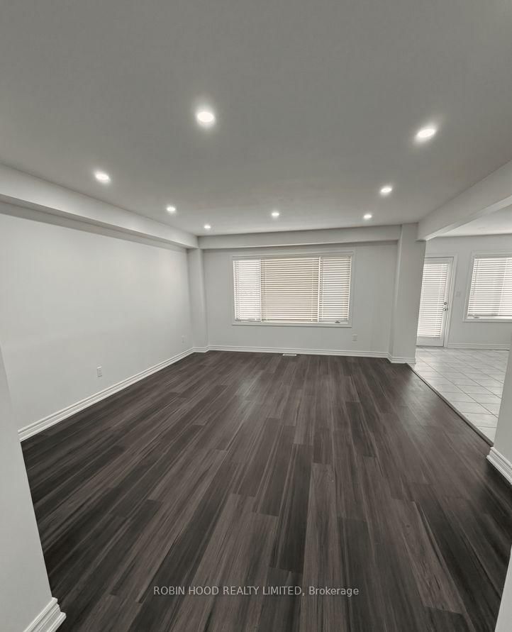 84 Hardcastle Drive