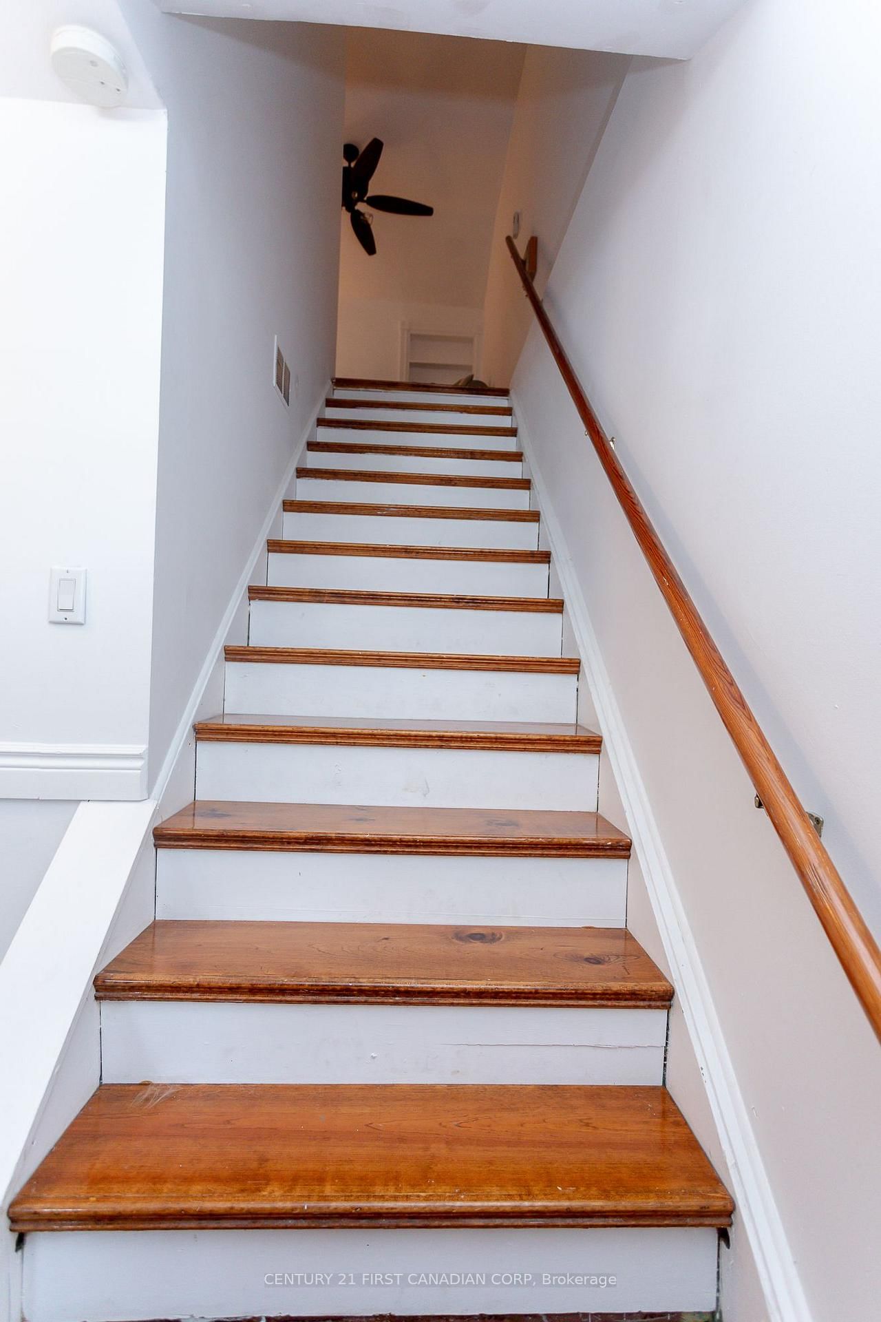 331 Erie Street • Central Elgin, ON photo 11