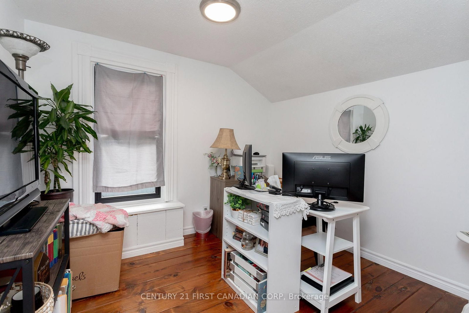 331 Erie Street • Central Elgin, ON photo 15