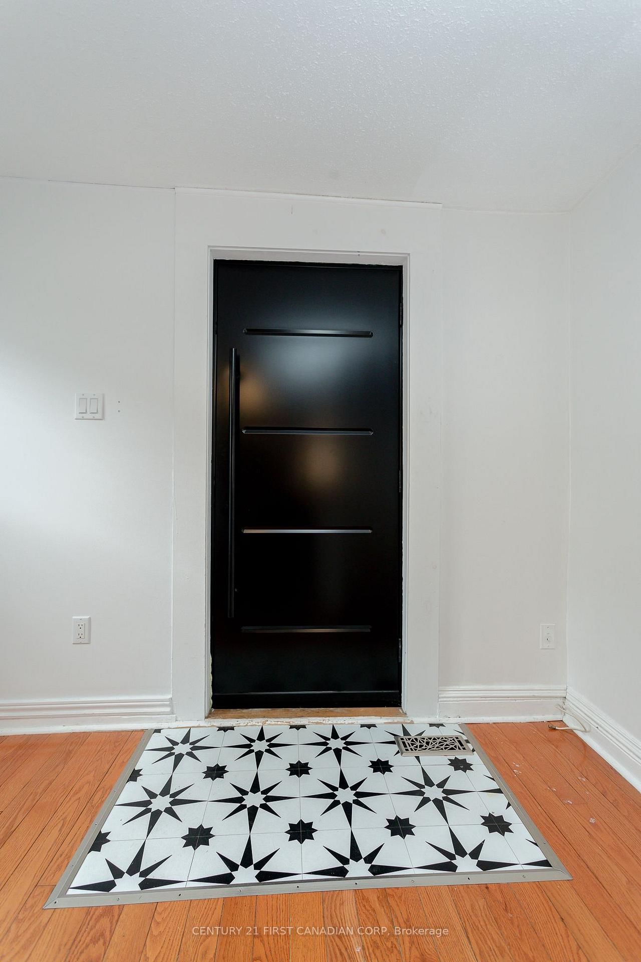331 Erie Street • Central Elgin, ON photo 19