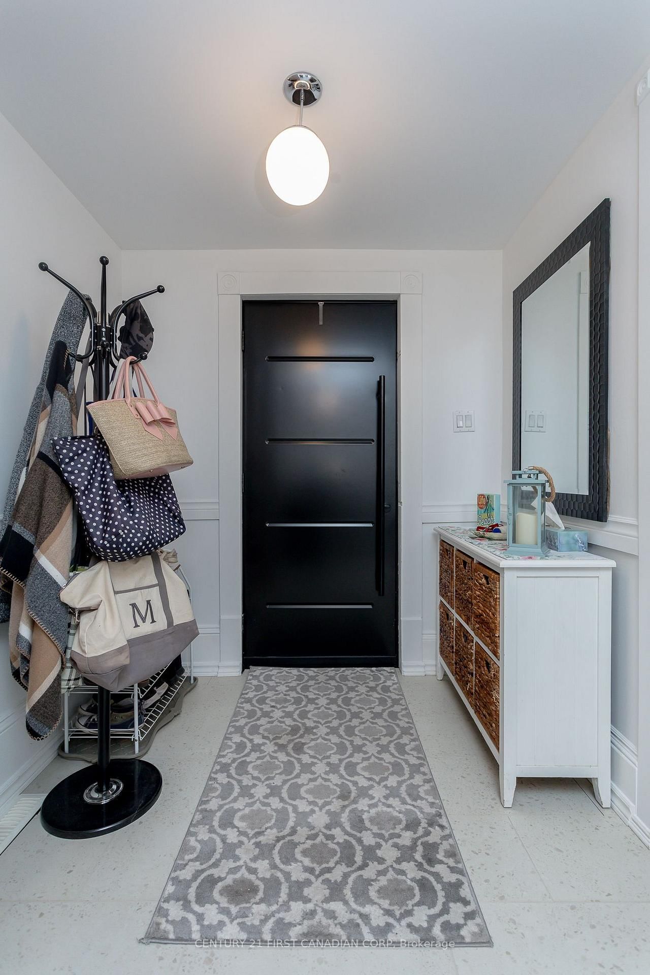 331 Erie Street • Central Elgin, ON photo 4