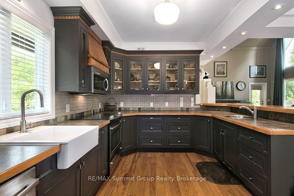 413669 Road 41A • Grey Highlands, ON photo 12