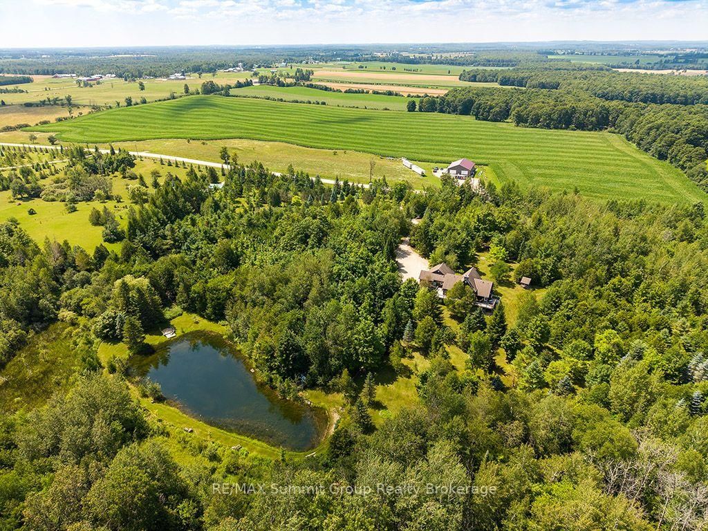 413669 Road 41A • Grey Highlands, ON photo 2