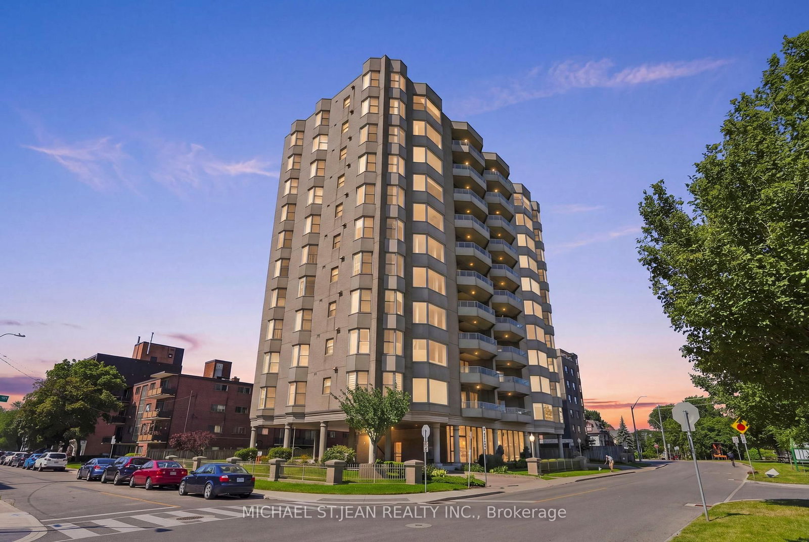 174 Mountain Park Avenue • #2W • Hamilton, ON photo 1