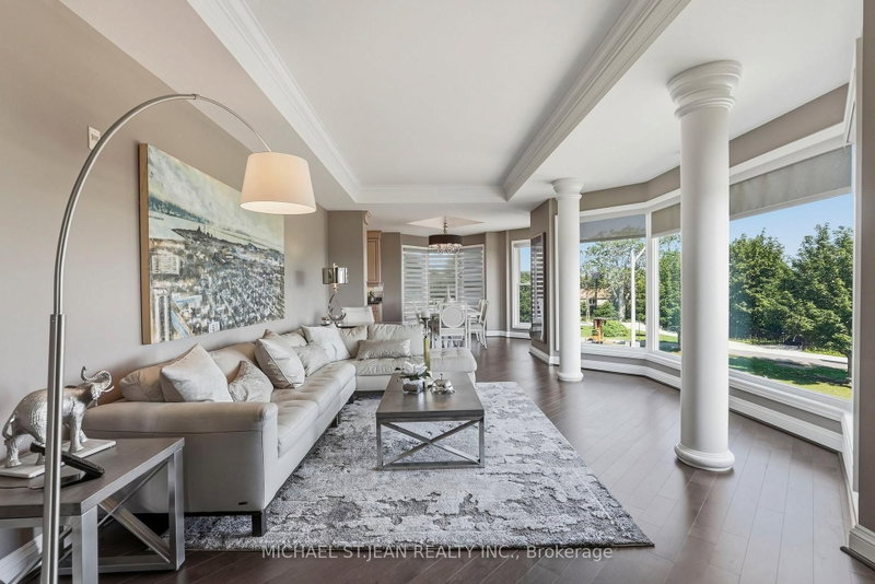 2W - 174 Mountain Park Avenue