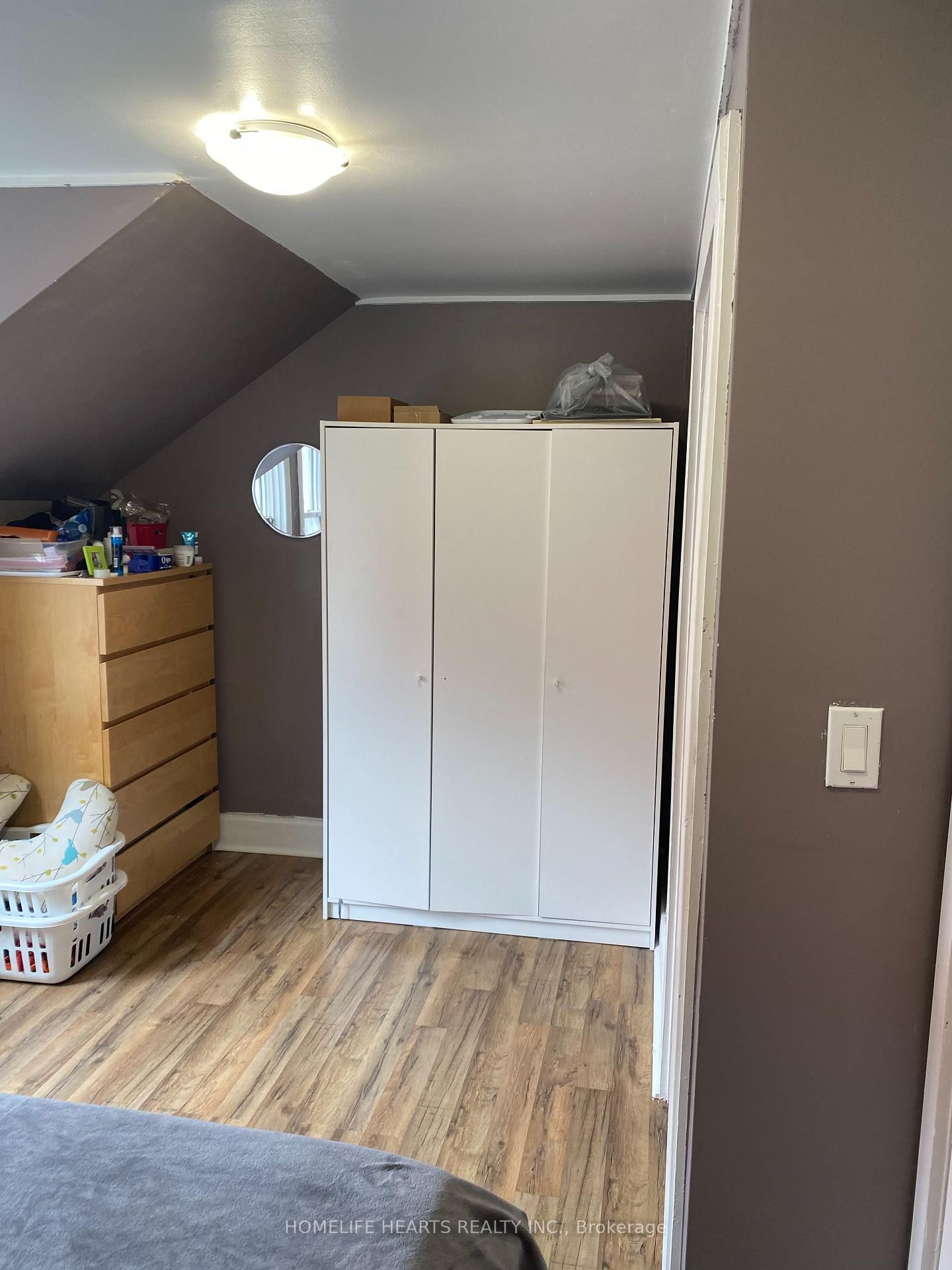 99 Shaw Street • Hamilton, ON photo 10
