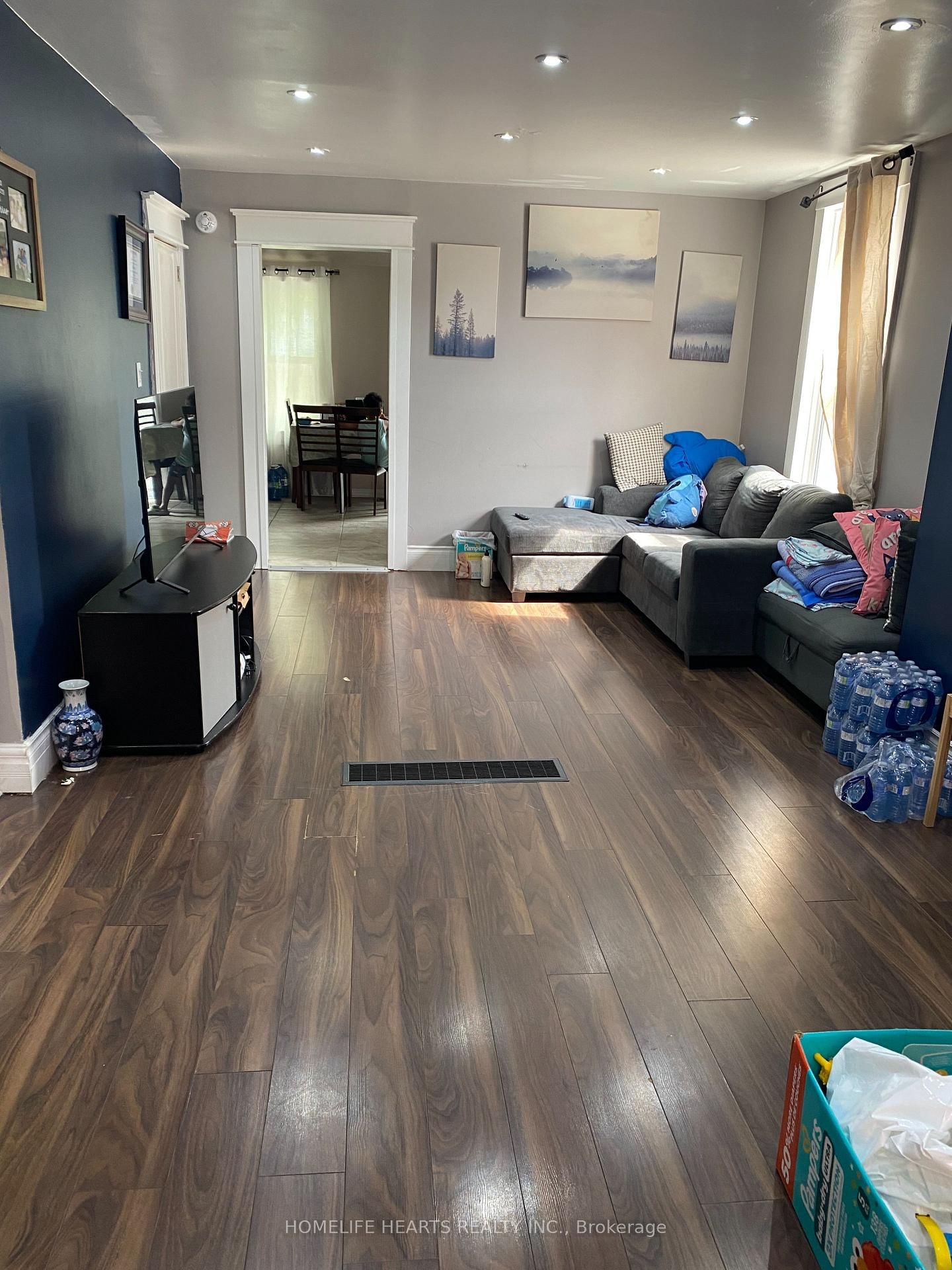 99 Shaw Street • Hamilton, ON photo 2