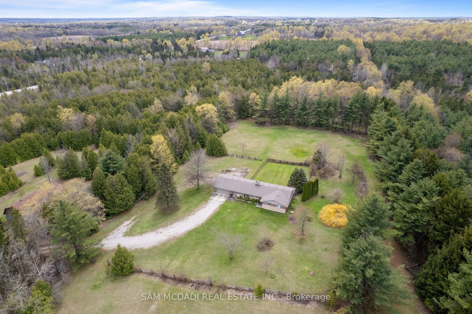 5114 Allan Path • Erin, ON photo 3