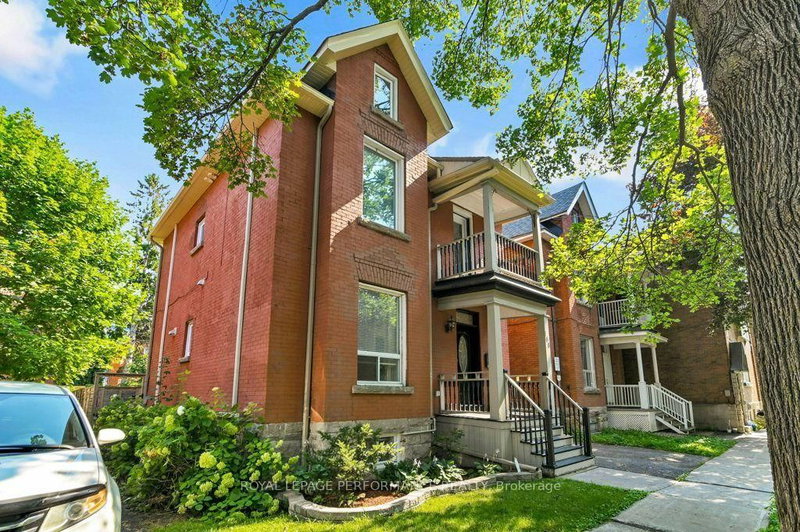 168 Stewart Street W