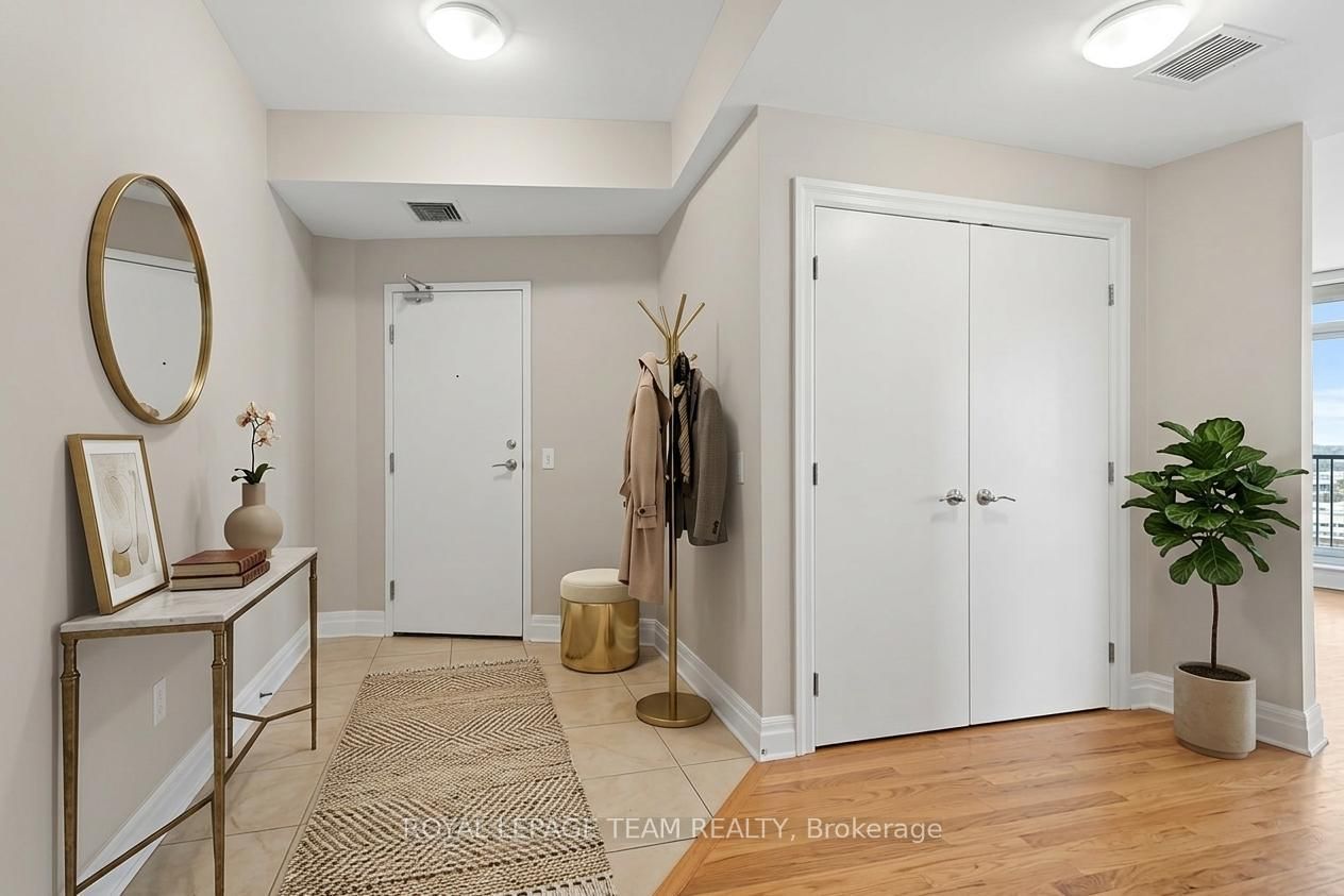 245 Kent Street N • #1003 • Ottawa, ON photo 6